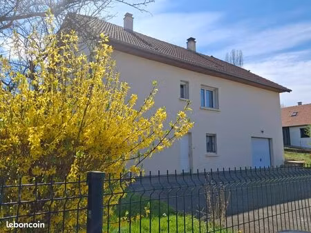 maison 8 pièces 200 m²