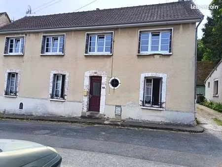 maison de ville 140 m² – maintenon – 5 chambres – centre-ville à pied