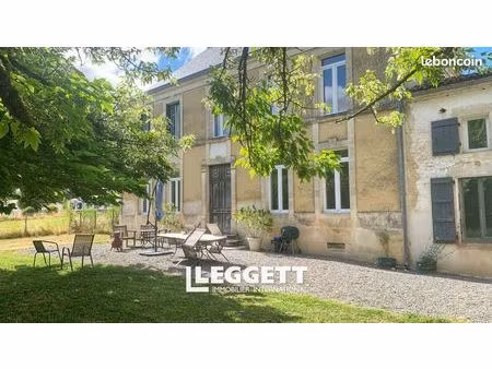 maison 14 pièces 228 m²