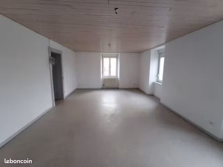 appartement 140 m² centre village - disponible immediatement