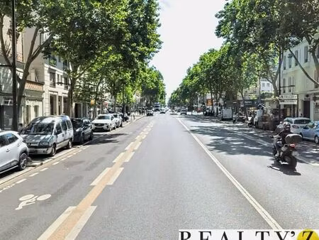 bureaux 84 m²