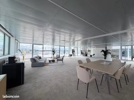 bureaux 3 960 m²