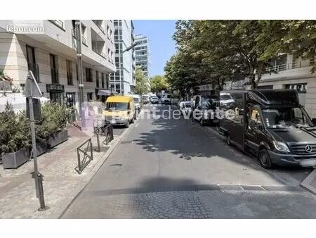 epicerie/primeur 52 m²