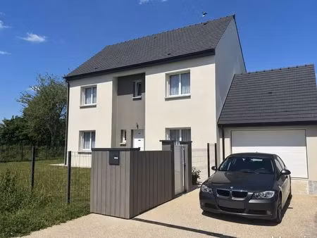 maison récente - 6 pièces - 125 m²