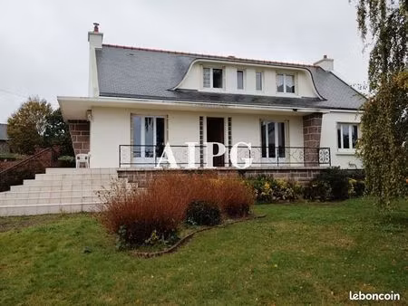 maison 7 pièces 140 m²