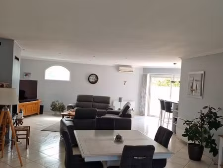 maison atypique de 165 m2 en centre-ville