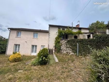 maison 8 pièces 122 m²