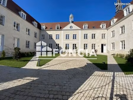 studio 1 pièce 25 m²