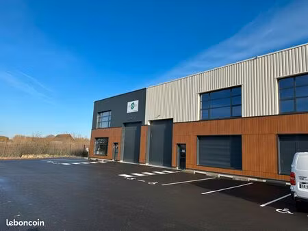 local industriel 600m2