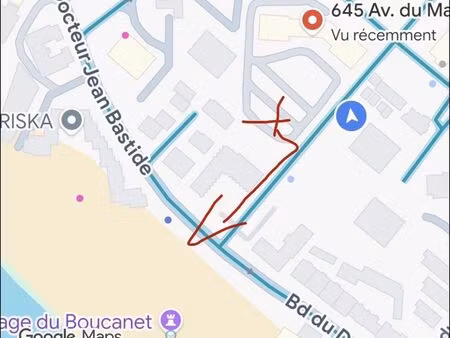 rare au boucanet – place de parking sécurisée à 100 mètres de la plage