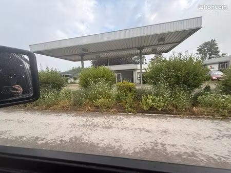 location garage plus bureau