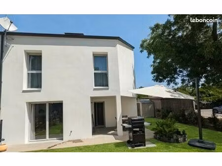 maison 4 pièces 85 m2 - la rochelle - quartier laleu