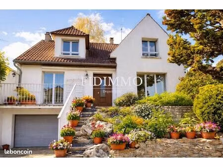 maison 6 pièces 150 m²