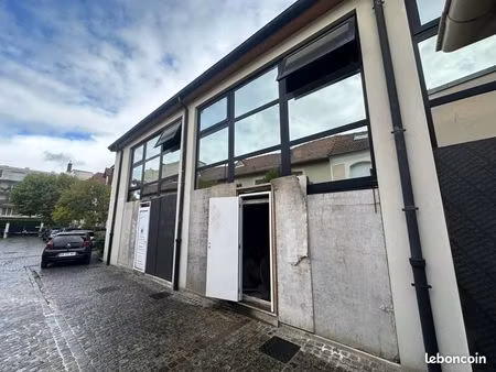 loft 1 pièce 110 m²