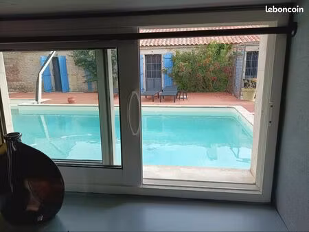 maison type longère  piscine (avec gîtes/chambres d'hôtes)