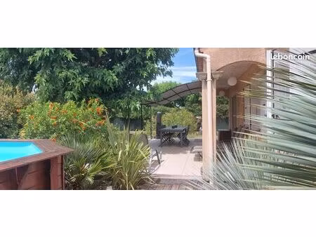 maison de plain-pied 100 m² – terrain 750 m² – piscine – secteur calme