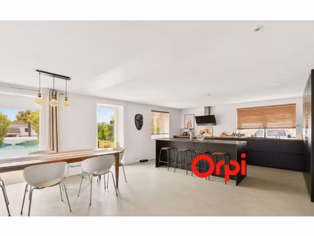 maison saint-genis-laval 270 m² t-7 à vendre  830 000 €