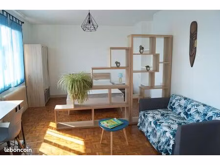 agréable studio meublé