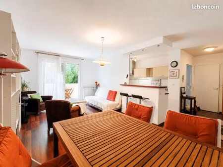 t2 lumineux avec balcon  parking privatif – balma la marqueille