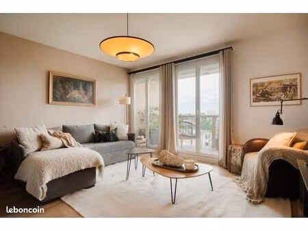 vente appartement t3 totalement renové — quartier roseraie
