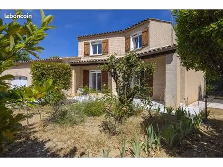 maison 6 pièces 154 m²