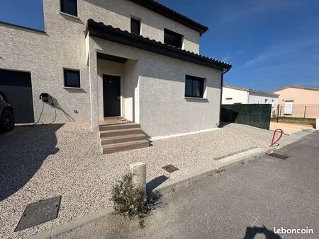 très jolie maison
