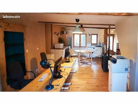 à louer – bureaux au centre de dieulefit