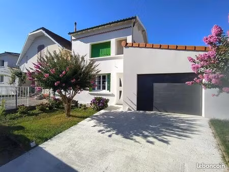 maison familiale de 125 m² rénové  casselardit
