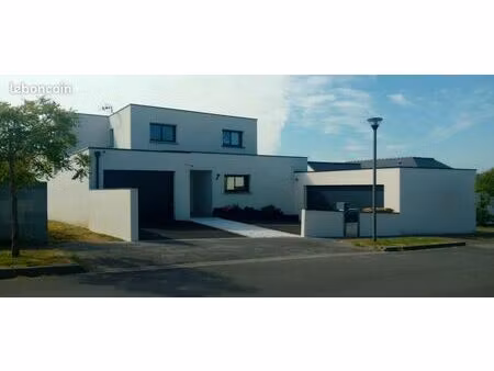 maison contemporaine avec piscine