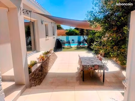 villa 5p plain-pied avec piscine – dpe a – particulier