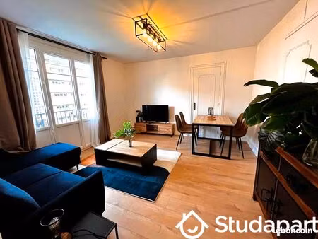 chambre 1 pièce 65 m²