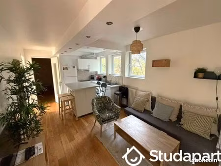 chambre 1 pièce 13 m²
