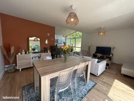 appartement t4 de 82m2 / secteur froutven