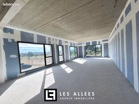 bureau 100 m²