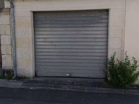 a louer garage a saintes