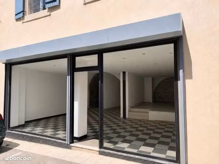 local commercial 86 m²