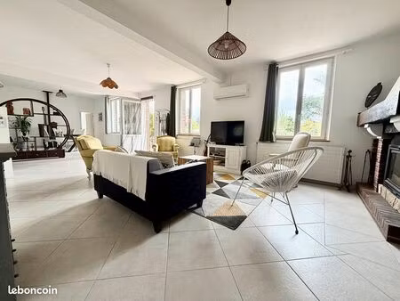 maison 7 pièces 180 m²