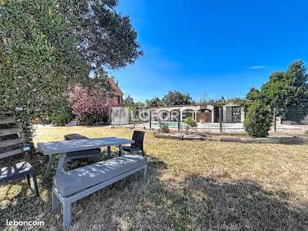 maison 9 pièces 210 m²