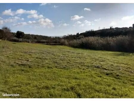 terrain de loisirs