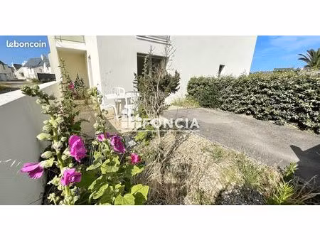 appartement t2 avec terrasse et jardinet – batz-sur-mer