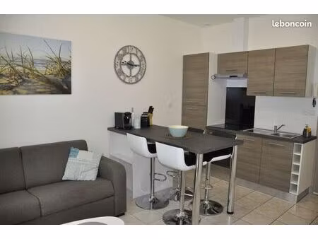 appartement t2 meublé la rochelle/ tasdon