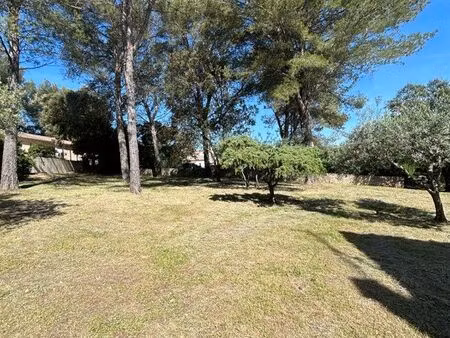 terrain à bâtir 2100m2