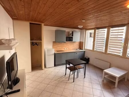 location studio meuble tout equipe