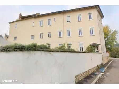 appartement 7 pièces 158 m²
