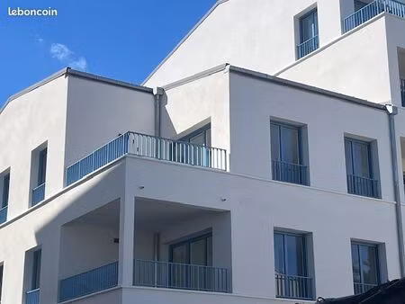 appartement neuf t2 de 42 m² avec terrasse (7 m²) et parking