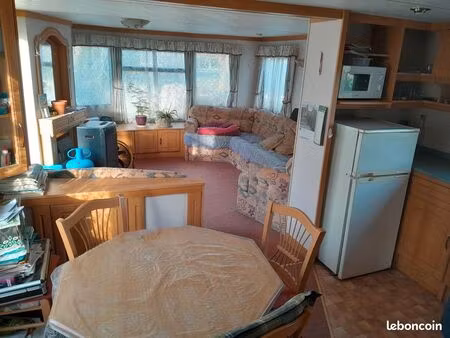 mobile home