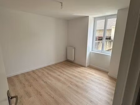 t3 - centre ville - 64m2 - rénové à neuf