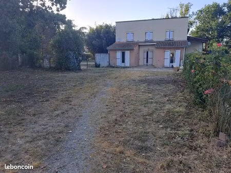 location f4 st martin du bois
