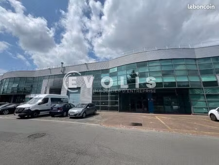 local d'activité 409 m²