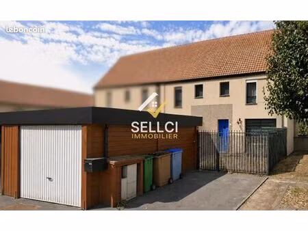 maison . 4 pièces . 85 m²